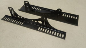 BMW E46 istuimen kiinnitys vasen
