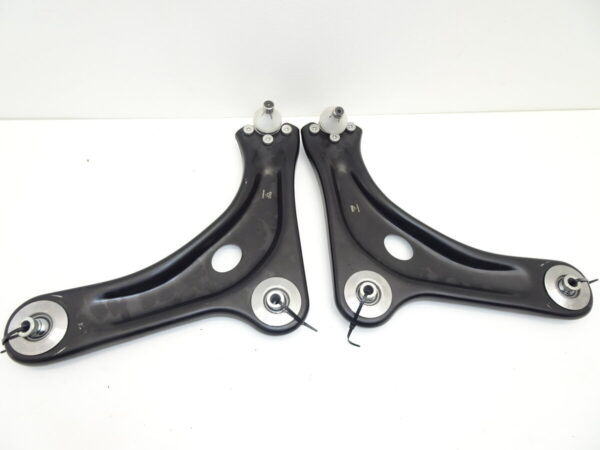 Citroen-C2-etutukivarsien-uniball-sarja-18239