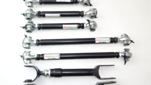 BMW E8x/E9x takatukivarret