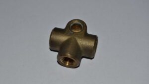3/8" x 24 UNF uros kovera T-liitin
