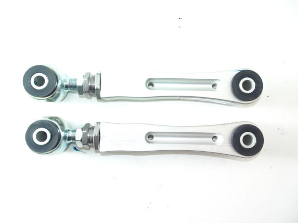 Tesla-Model-S-taka-aurausvarret-20398